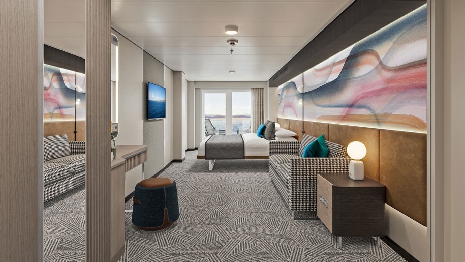Club Balcony Suite