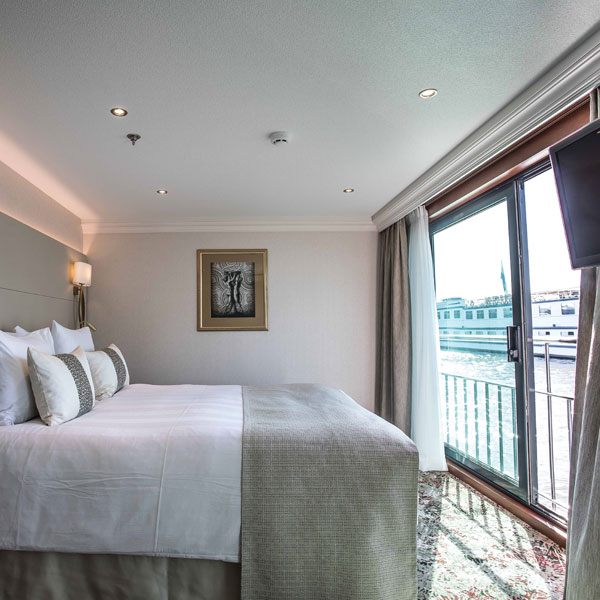 Category 6 - French Balcony