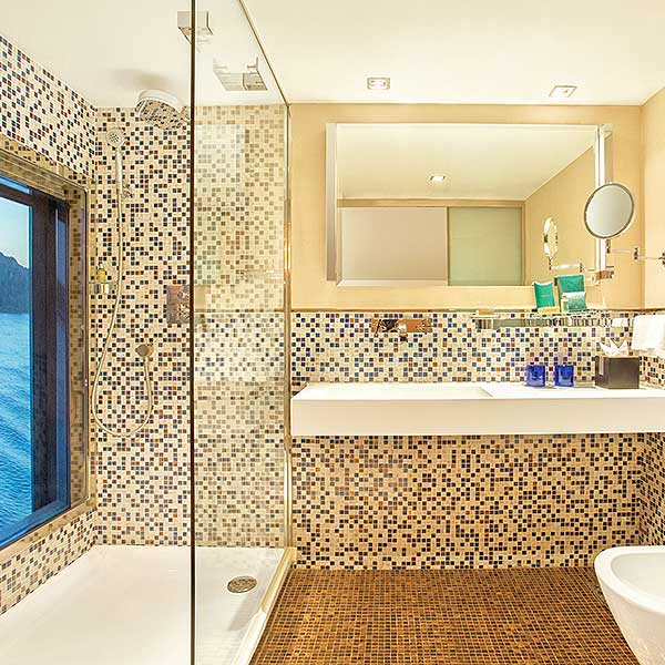 Luxury Cabin