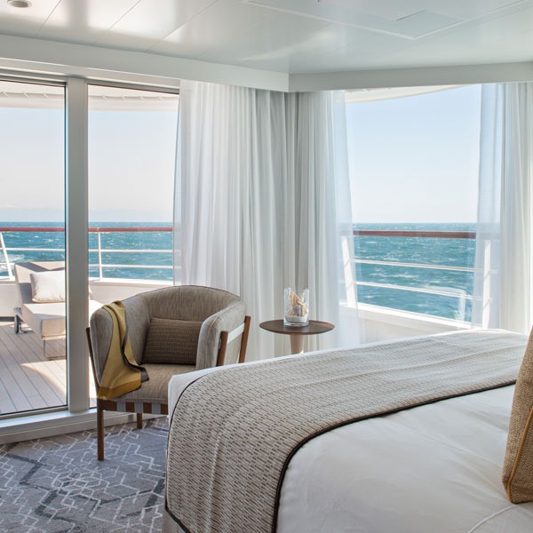 Grand Deluxe Suite