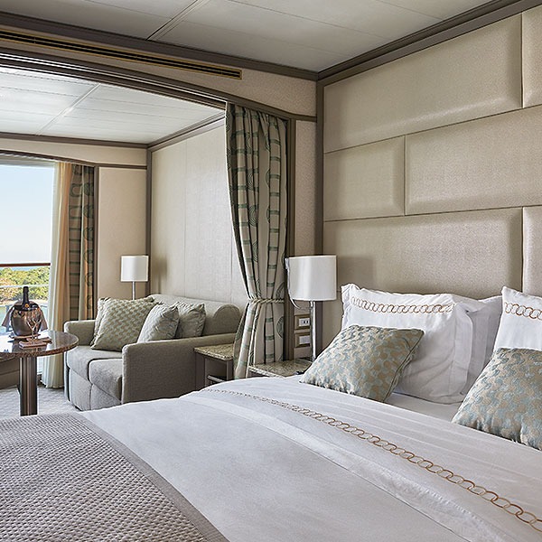 Classic Veranda Suite